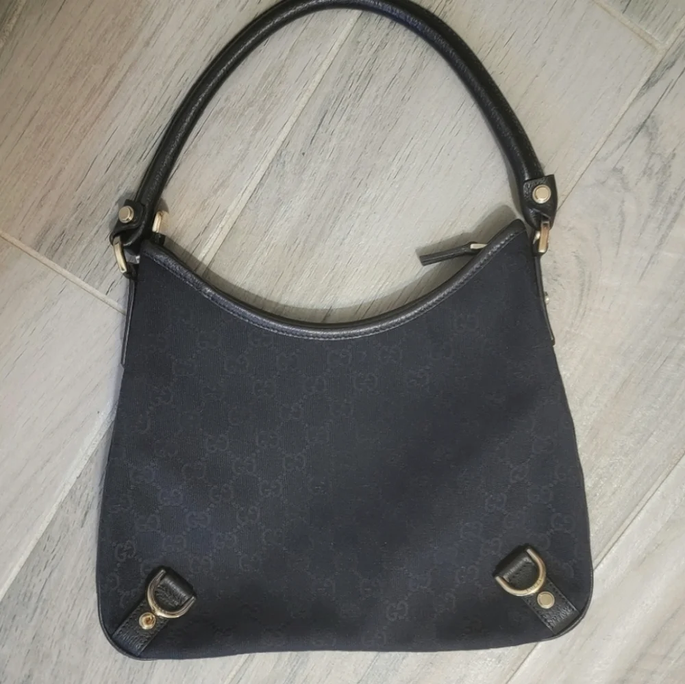 💝 GUCCI GG Abbey Canvas Medium D-Ring Hobo shoulder Bag- Black.